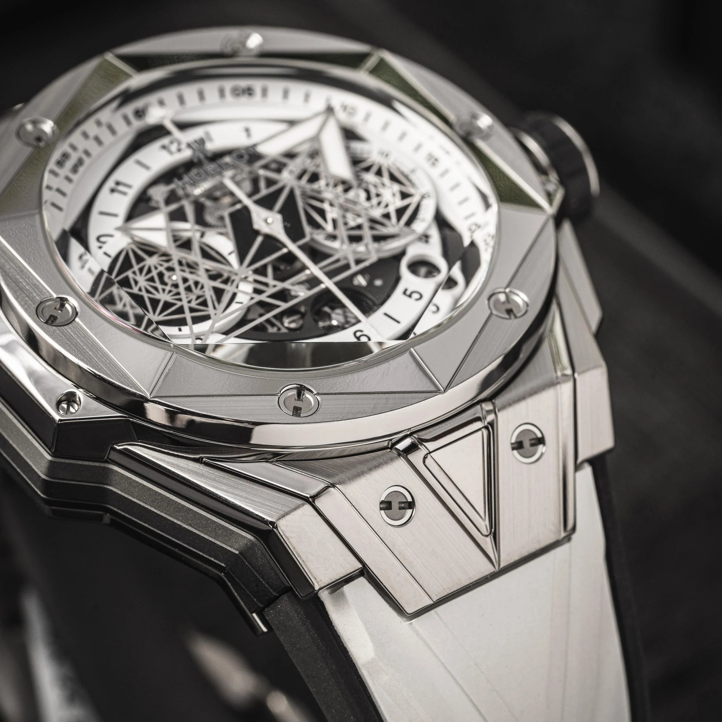 Relógio Big Bang Master Grade Full Sphire Glsss H